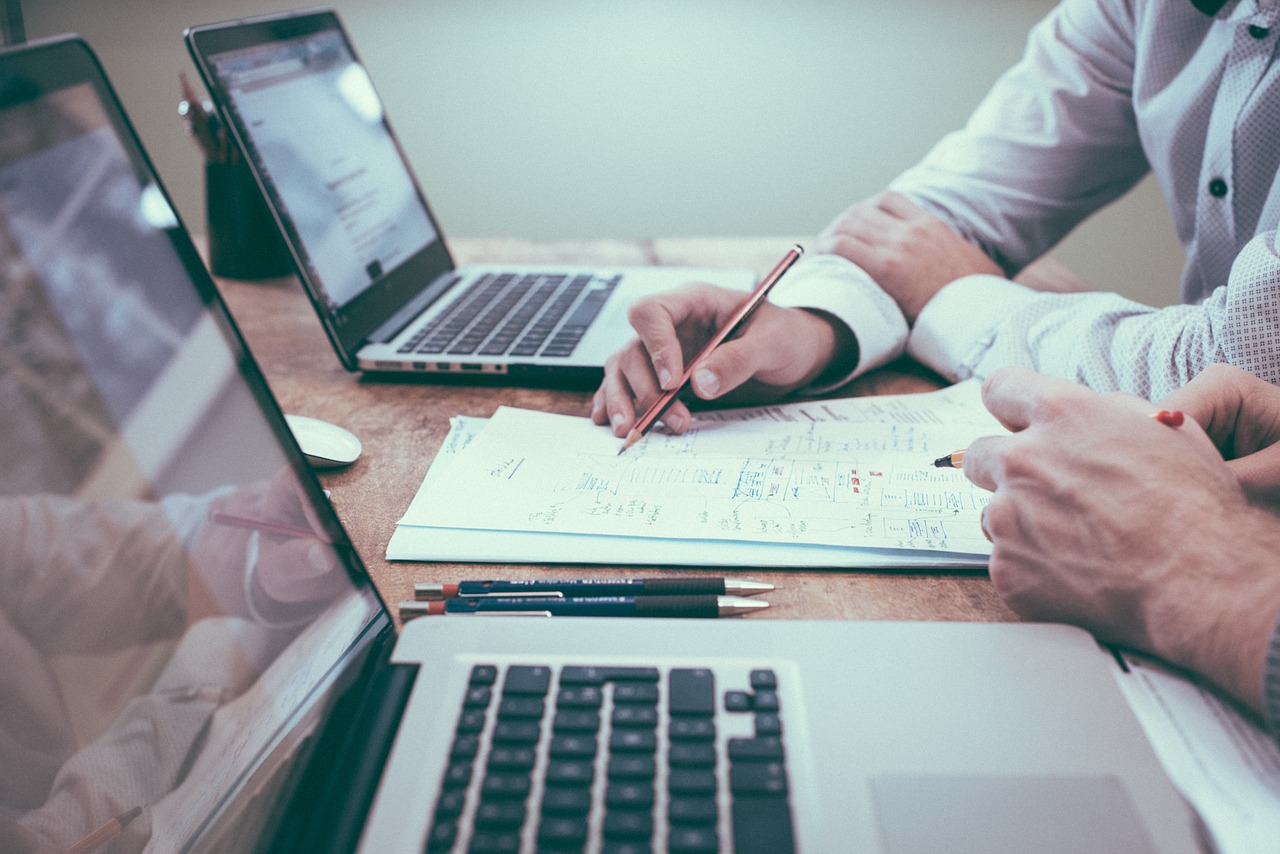Comment bien gérer les obligations administratives avec des logiciels adaptés ?