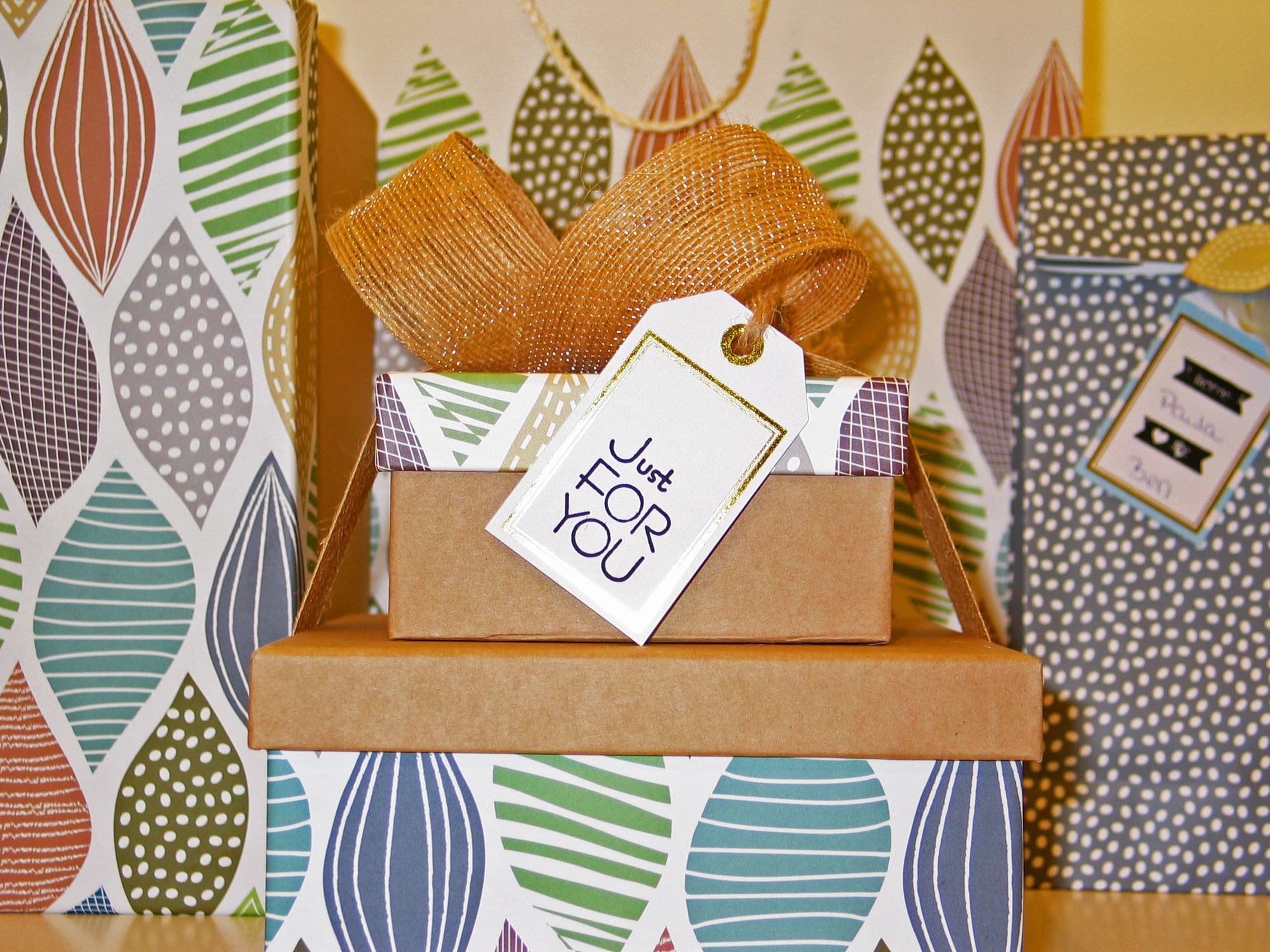Idées cadeaux personnalisés à offrir à vos employés